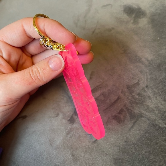 Handmade "Good Vibes" Keychain - Picture 3 of 6